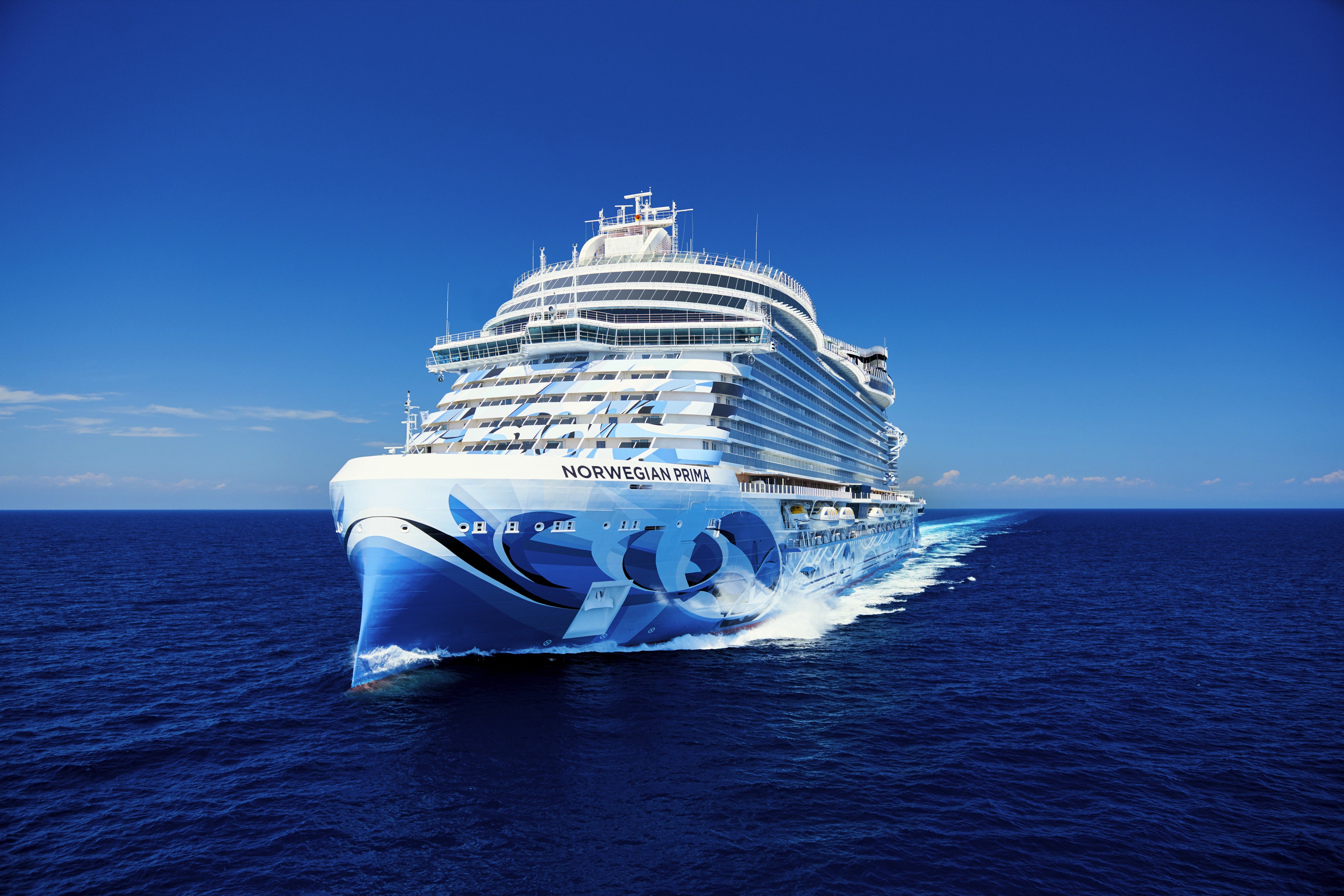 Norwegian Prima: Ship exterior